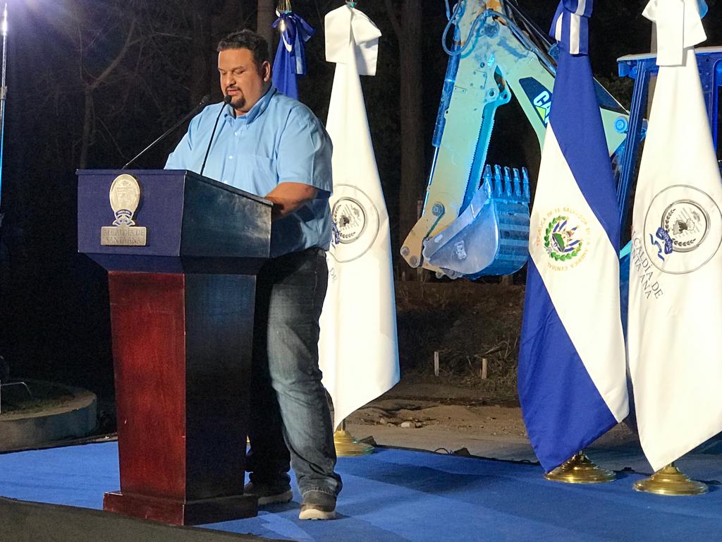Alcalde, Gustavo Acevedo, inauguró proyecto de pavimentación en la colonia San Luis Gonzaga